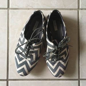 Jun & Ivy Retro Chevron Oxfords Flats 8.5